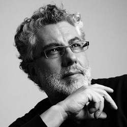 Marcio Kogan