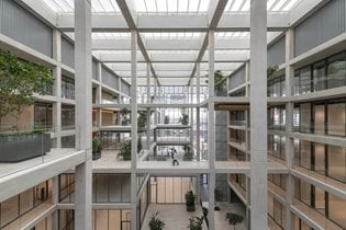 Foster + Partners completes ICÔNE, a collaborative office complex filled with light and greenery